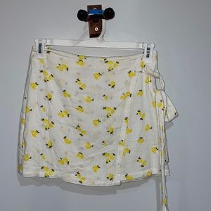 Lemon Print Tie Mini Skirt